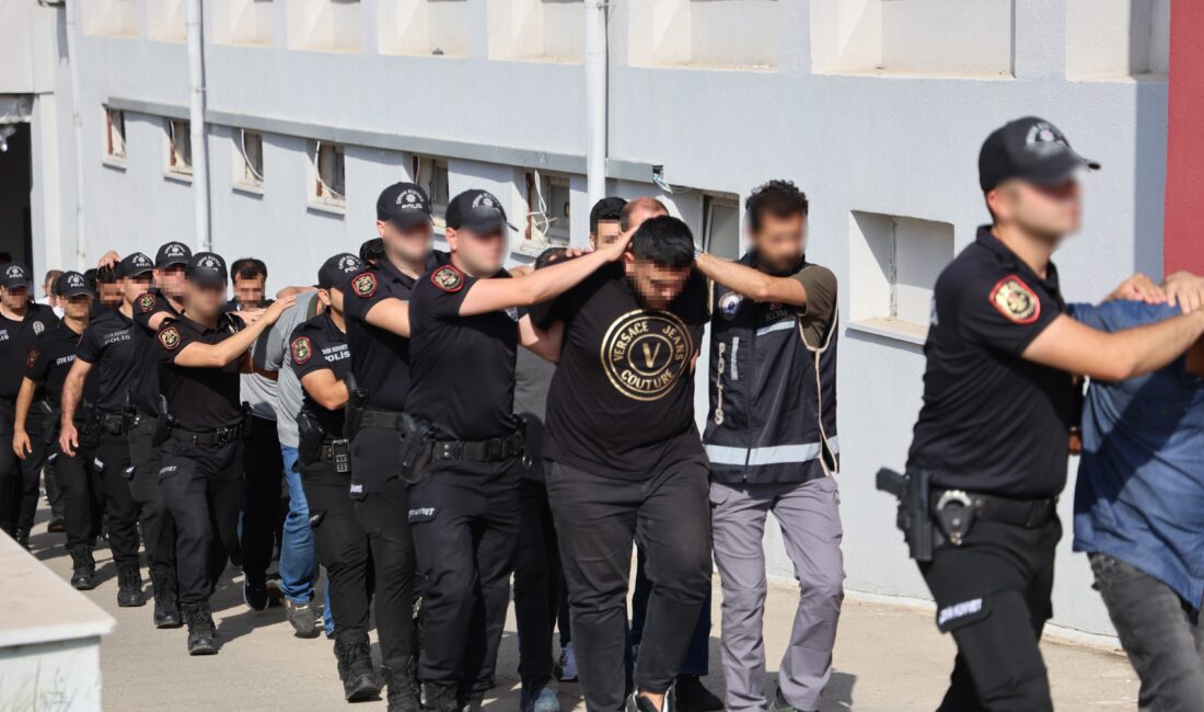 Adana merkezli 2 ilde “Altınyüzük” organize suç örgütüne yönelik yapılan