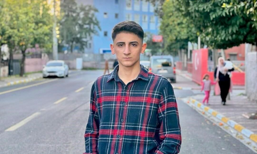Adana’da 17 yaşındaki çocuk, 3 bin 500 TL alacağını istediği