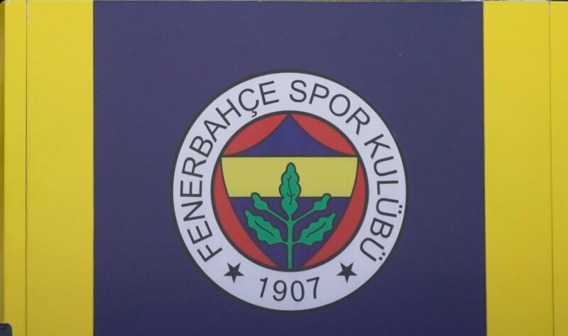 Fenerbahçeli futbolculardan Alexander Djiku ve Bright Osayi-Samuel, yeni sezon hazırlıkları