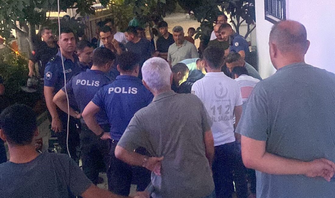 Adıyaman’da, elini kıyma makinesine kaptıran çocuk, makineyle birlikte ameliyata alındı.