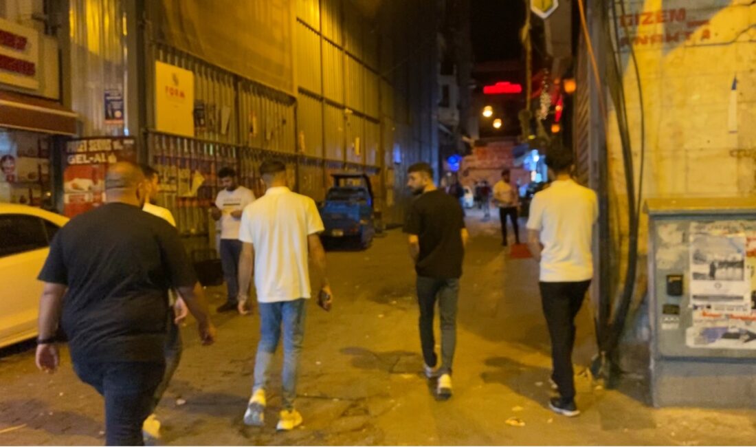 Taksim’de aralarında husumet olan karşılıklı iki mekan sahibi arasında kavga