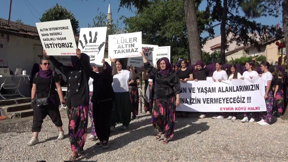 Bursa’nın İnegöl ilçesinde kurulması planlanan altın madenine karşı kadınlar tepki