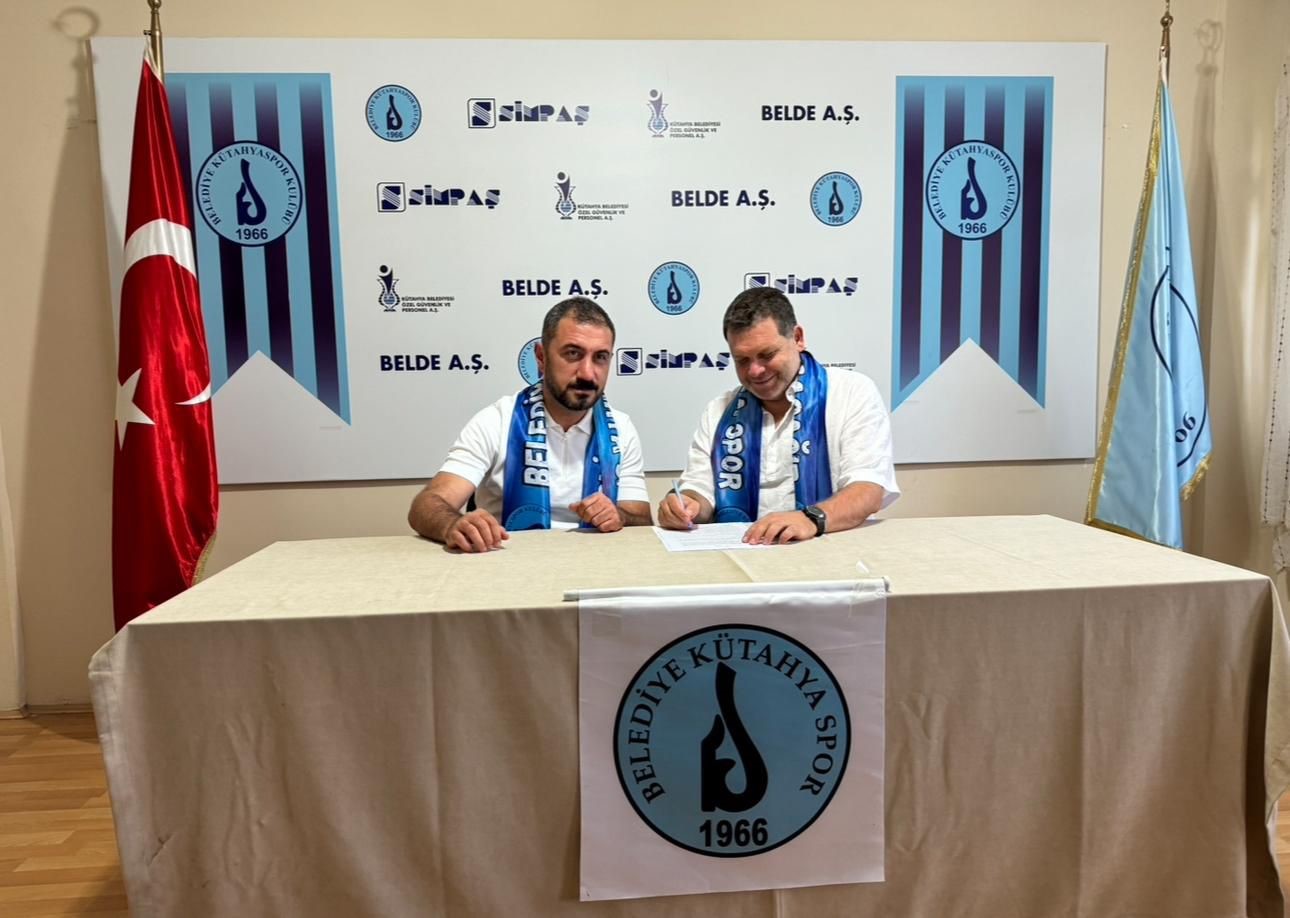 Belediye Kütahyaspor’un yeni teknik direktörü tecrübeli isim Hakan Şapçı oldu.