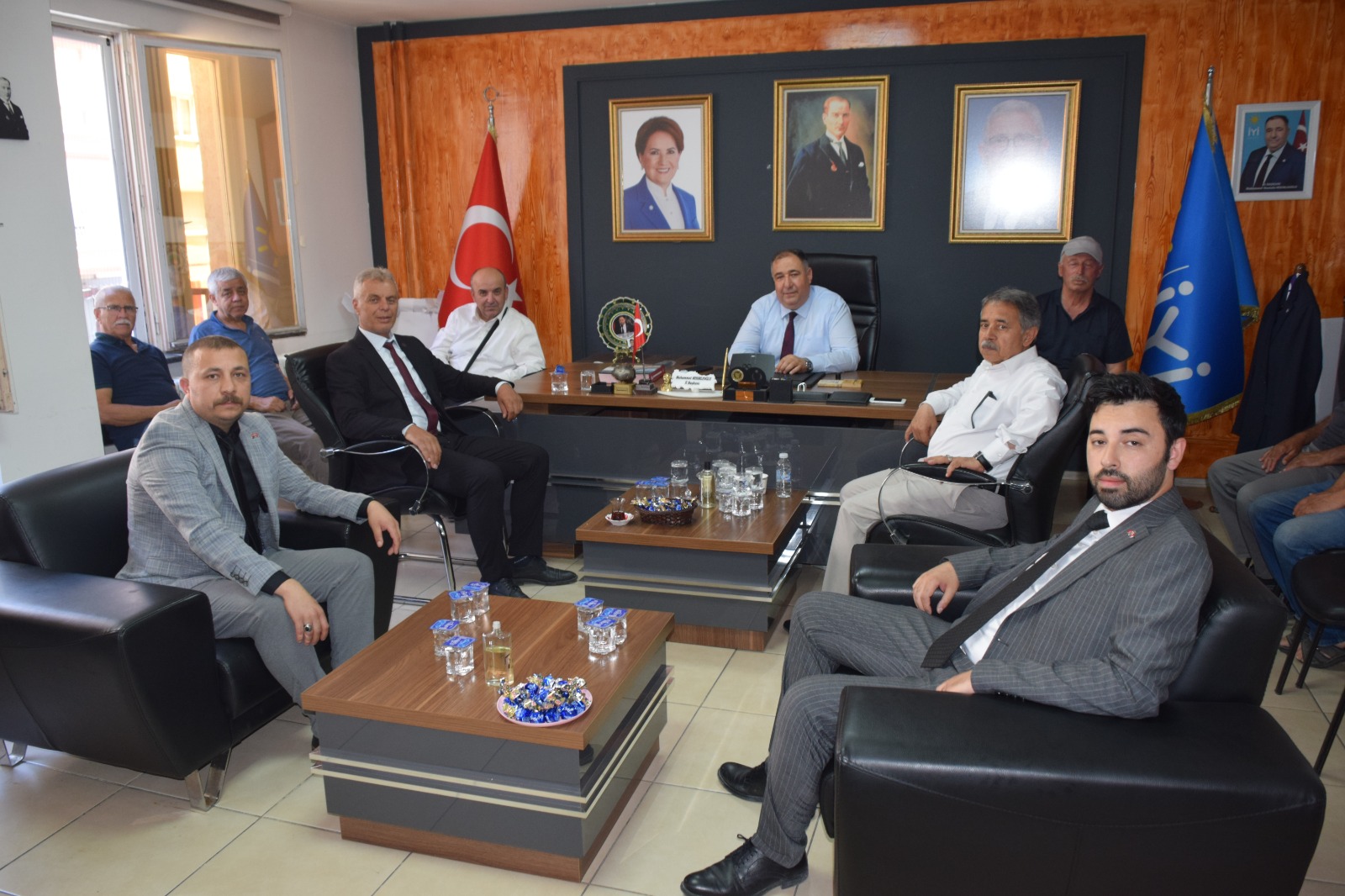 Kurban Bayramı nedeniyle İYİ Parti’nin Afyon İl Başkanlığı’nın düzenlediği bayramın