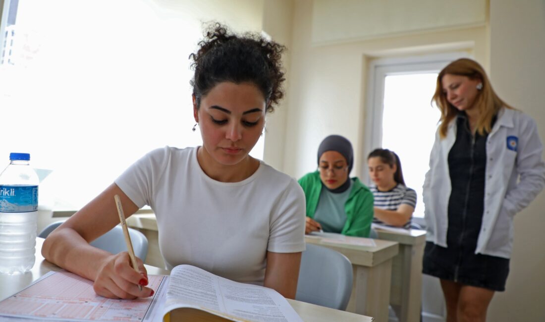  Antalya Büyükşehir Belediyesi Atatürk Bilgi Eğitim Merkezi’nin (ATABEM) lise son