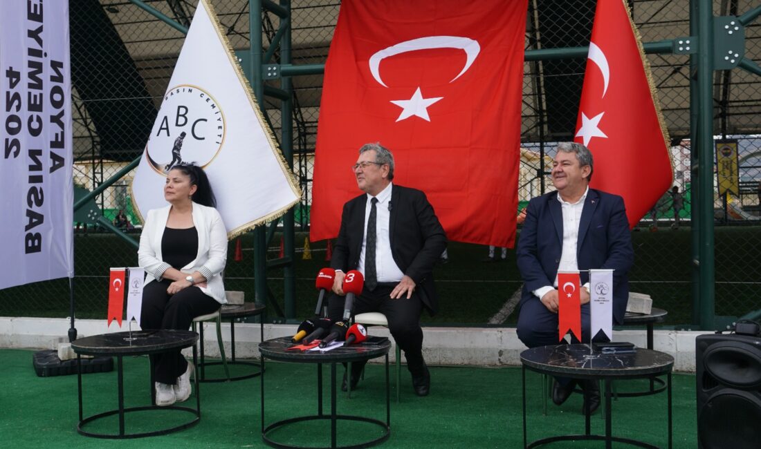 Afyon Basın Cemiyeti Tanışma ve Dayanışma Kahvaltısı The S Cafe’de