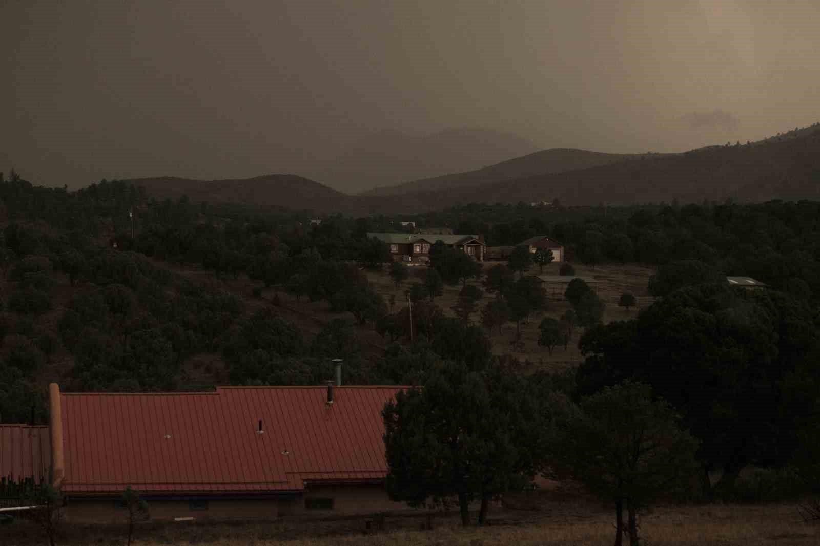 ABD’nin New Mexico eyaletinde çıkan orman yangınlarında hayatını kaybedenlerin sayısı