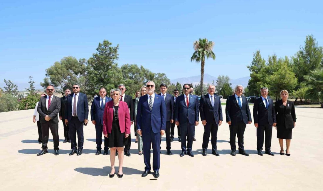 Çalışma ve Sosyal Güvenlik Bakanı Vedat Işıkhan, Kuzey Kıbrıs Türk