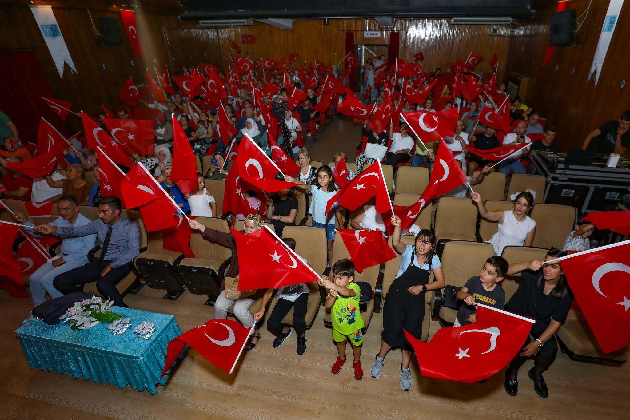 Afyonkarahisar Belediyesi Türk Sanat Müziği Çocuk Korosu, sanatseverlere unutulmaz bir