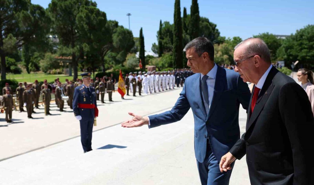 Cumhurbaşkanı Recep Tayyip Erdoğan, temaslarda bulunmak üzere geldiği Madrid’de İspanya
