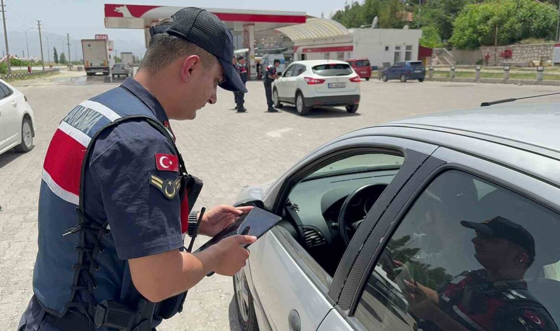 Afyonkarahisar’ın Bolvadin ilçesinde jandarma ekipleri tarafından Kurban Bayramı tatilinin sona