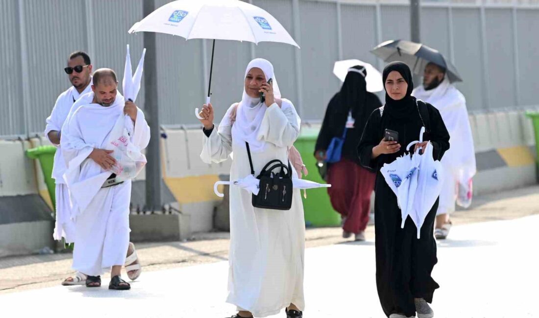 Suudi Arabistan, kutsal topraklarda aşırı sıcaklar nedeniyle hac ibadeti sırasında