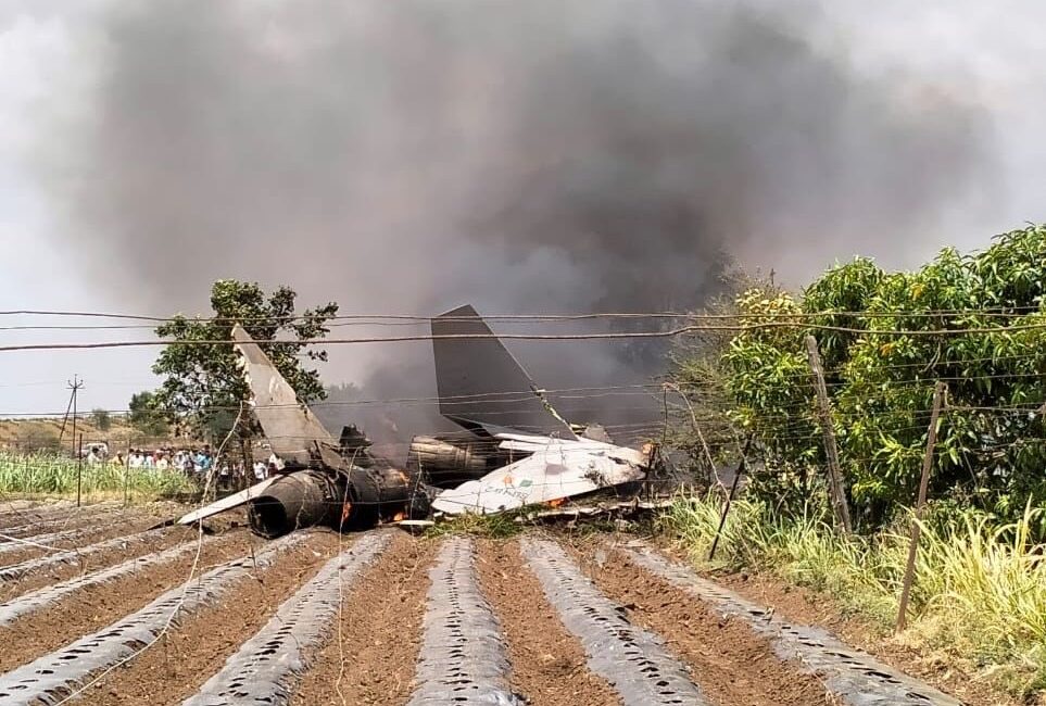 Hindistan’da Su-30 MKI tipi savaş uçağı düştü, 2 pilot uçaktan