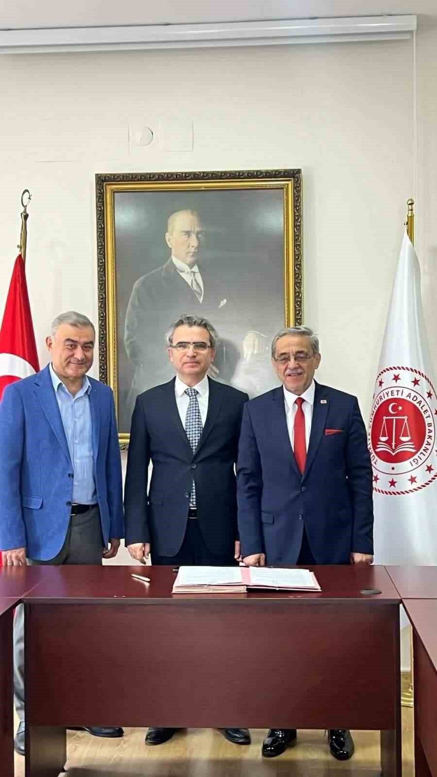 Afyonkarahisar’da hükümlü ve tutuklu annelerin yanında kalan çocuklar için eğitim