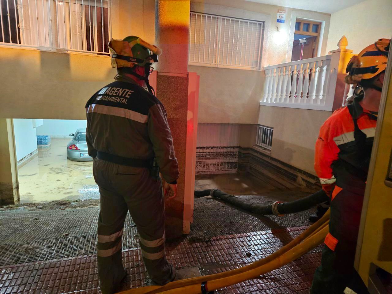 İspanya’nın Murcia Özerk Bölgesi’nde etkili olan şiddetli yağışlar sonucu 4