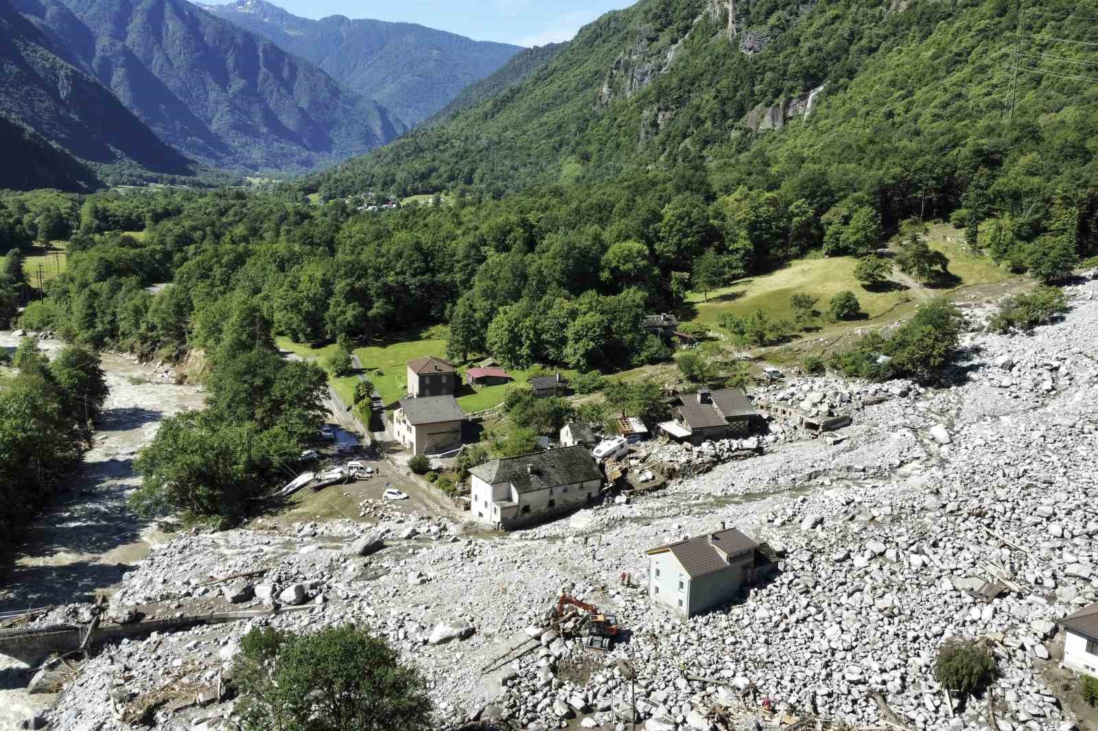 İsviçre’nin güneyinde şiddetli yağışın ve eriyen karların yol açtığı sel