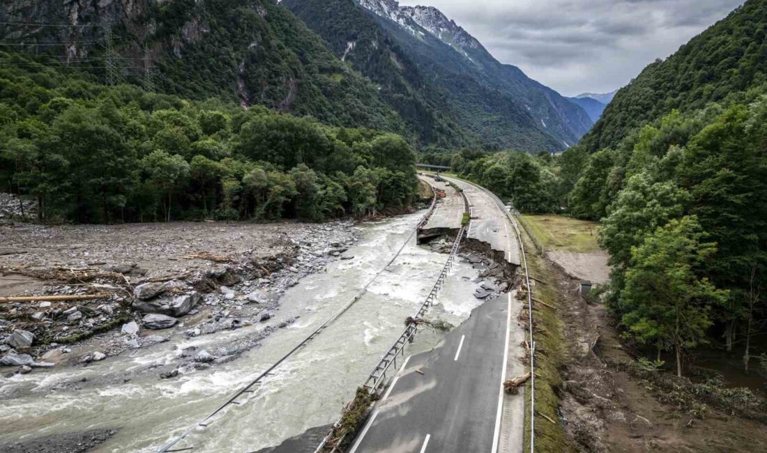İsviçre’nin güneyinde şiddetli yağışın ve eriyen karların yol açtığı sel