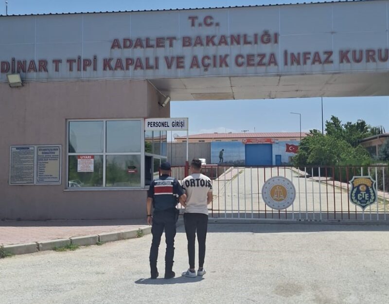 AFYONKARAHİSAR'DA KASTEN YARALAMA SUÇUNDAN 3 YIL 9 AY HAPİS CEZASI
