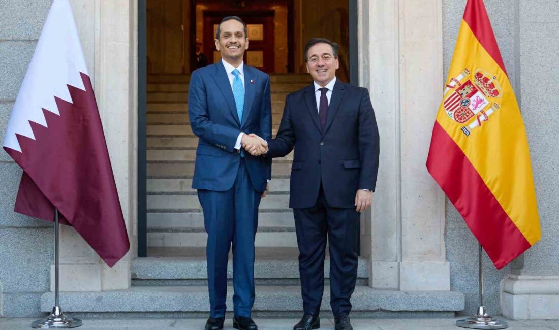 Katar Başbakanı ve Dışişleri Bakanı Muhammed bin Abdulrahman Al Thani,
