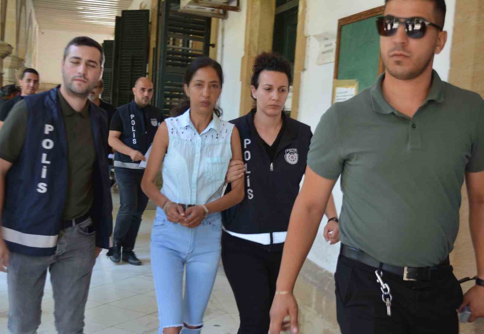 N.Y. ADLI KADIN GÖZALTINA ALINDI