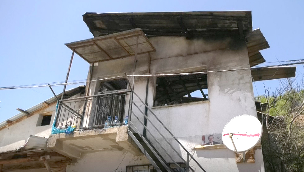   Afyonkarahisar’ın İhsaniye ilçesine bağlı Kıyır köyünde evlerde su olmadığı