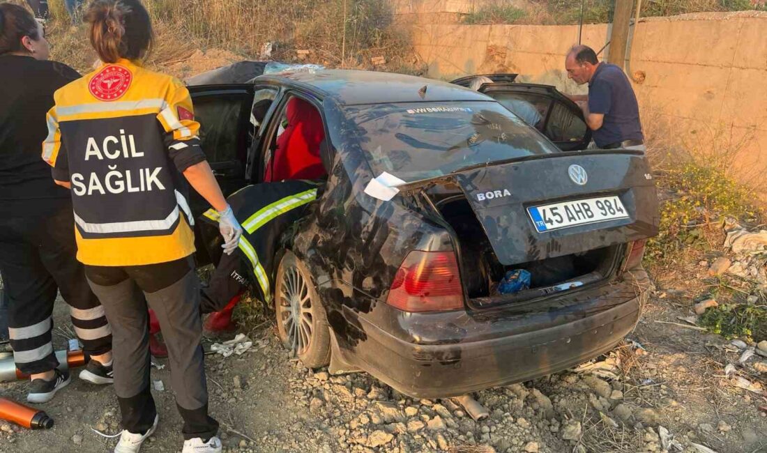 Afyonkarahisar’da takla atarak yol kenarındaki menfeze düşen otomobilde 1 kişi