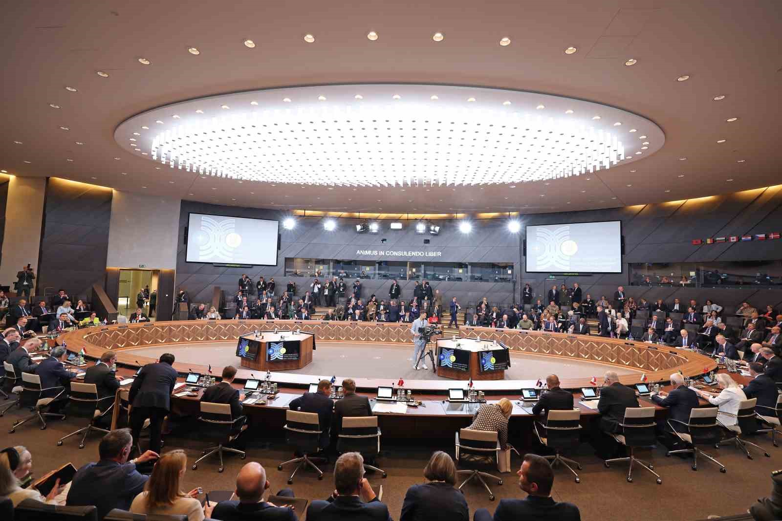 Milli Savunma Bakanı Yaşar Güler, NATO Savunma Bakanları Toplantısı’nın birinci