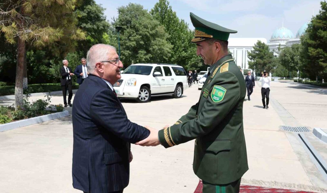 Milli Savunma Bakanı Yaşar Güler, Türkmenistan Savunma Bakanı Begenç Gündogdiyev’in
