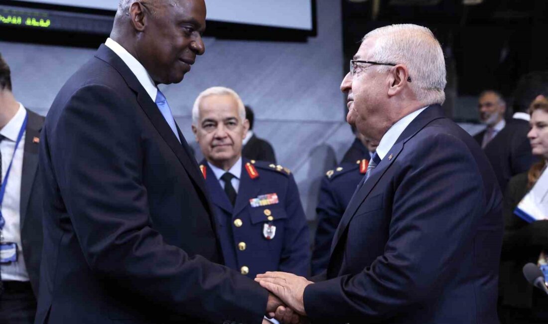 Belçika’nın başkenti Brüksel’de gerçekleştirilen NATO Savunma Bakanları Toplantısı’nın ikinci gün