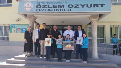 Özlem Özyurt Ortaokulu’nda 7 ve 8’inci sınıf öğrencilerinin yıl boyunca