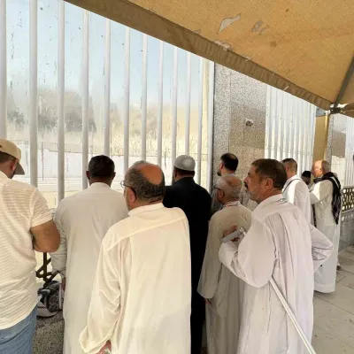 İslamiyet’in yeryüzüne yayıldığı Mekke-i Mükerreme’de hac vazifesini yerine getirmeye gelen