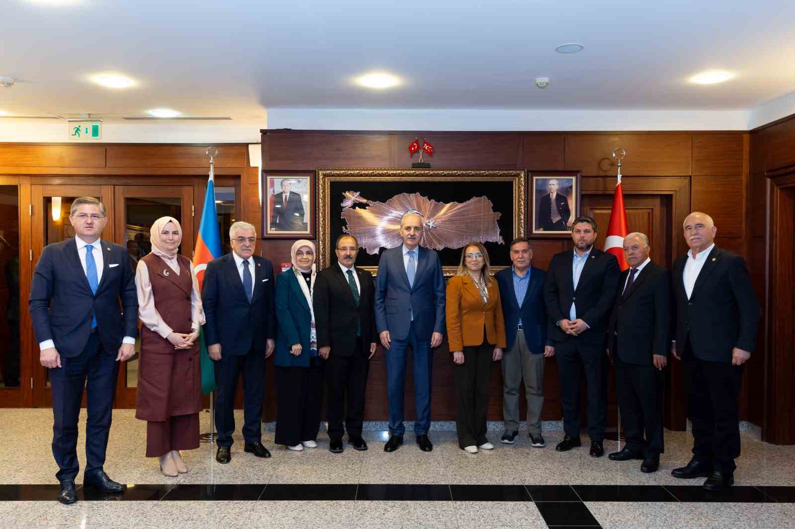 TBMM Başkanı Numan Kurtulmuş, Türkiye’nin Bakü Büyükelçiliğini ziyaret ederek, Büyükelçi