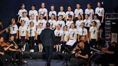 Afyonkarahisar Belediyesi Türk Sanat Müziği Çocuk Korosu, sanatseverlere unutulmaz bir