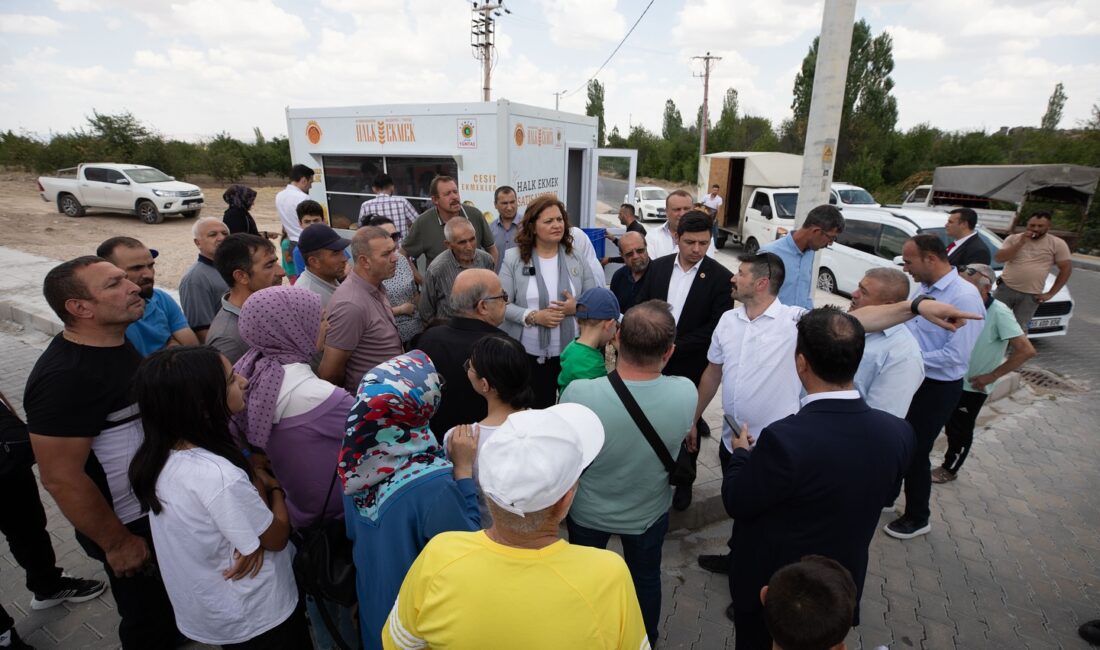 Afyonkarahisar Belediye Başkanı Burcu Köksal, İnaz Deprem Evleri, Sadıkbey Mahallesi,