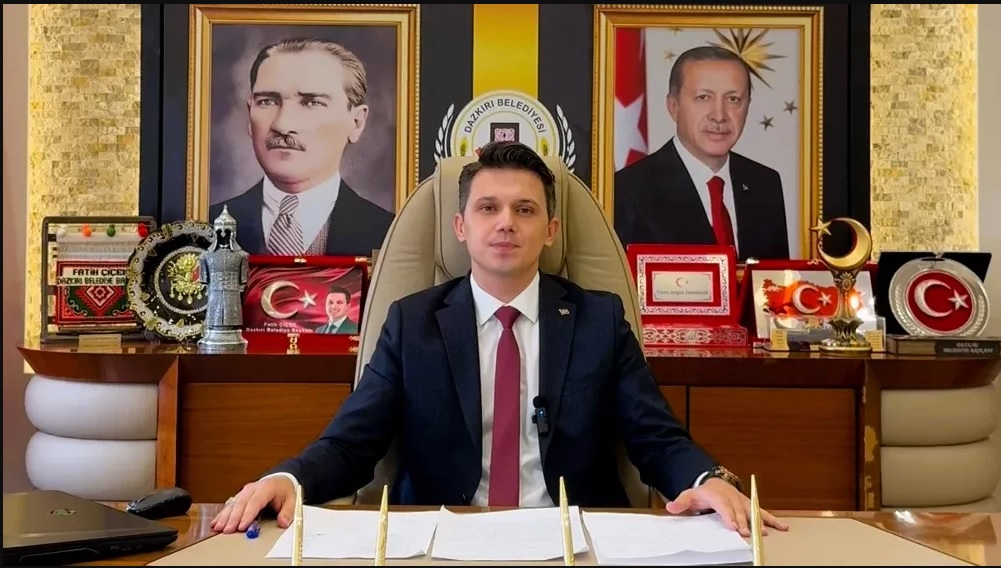 Dazkırı Belediye Başkanı Fatih Çiçek, Afyonkarahisar Belediye Başkanı Burcu Köksal’ın