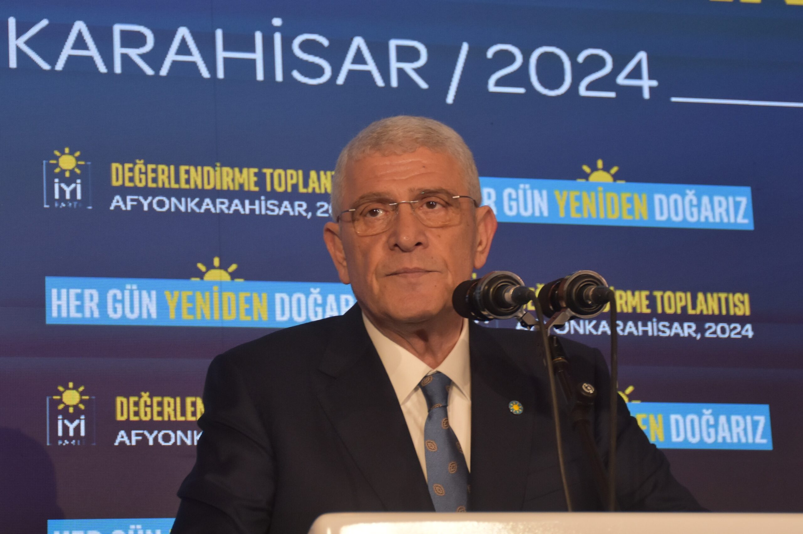 İYİ Parti’nin Afyonkarahisar’da düzenlediği istişare kampının kapanışında konuşan İYİ Parti
