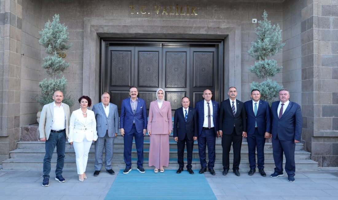 Türkiye Odalar ve Borsalar Birliği (TOBB) Başkanı M. Rifat Hisarcıklıoğlu,