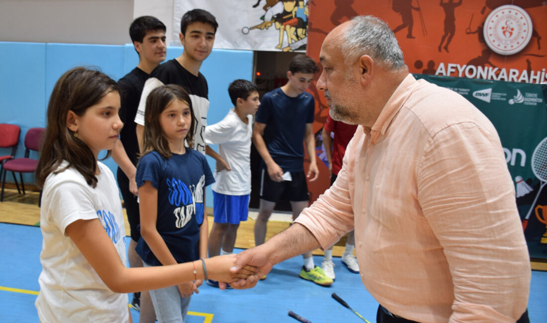 5 Temmuz Dünya Badminton Günü, Afyonkarahisar’ın Tınaztepe Spor Salonu’nda büyük