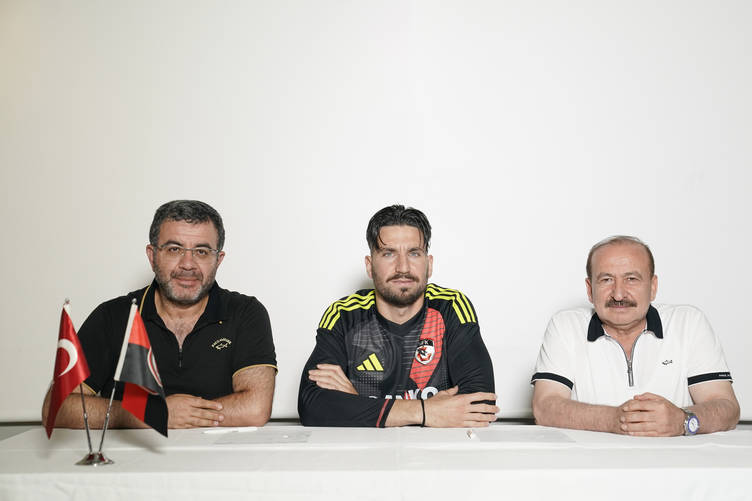 Süper Lig ekiplerinden Gaziantep Futbol Kulübü, Yunan kaleci Sokratis Dioudis’i