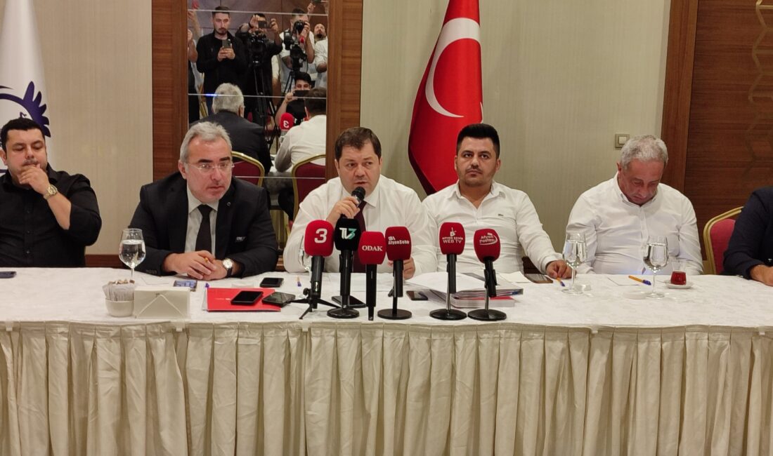 Düzenlediği basın toplantısında bir birinden önemli açıklamalarda bulunan Afyonspor Kulüp
