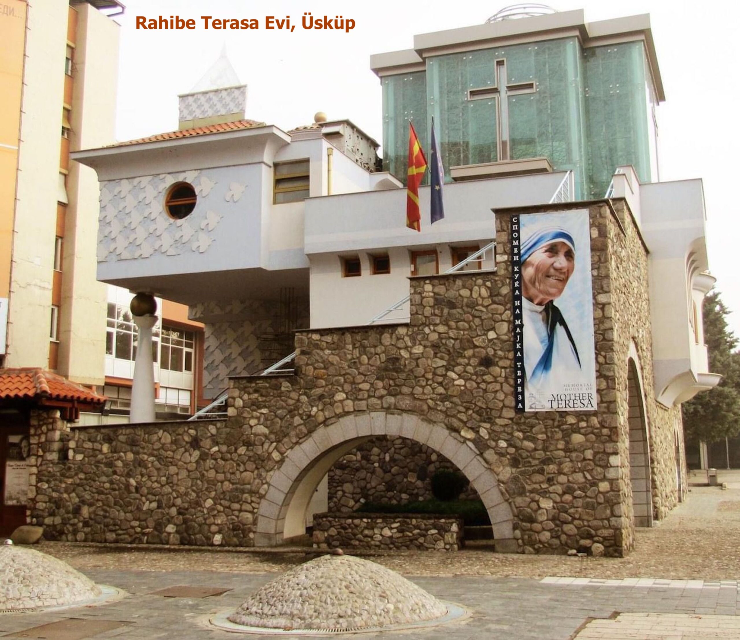 Osmanlı ordusu tarafından 15. yüzyılın ilk yarısında fethedilerek, yaklaşık 550