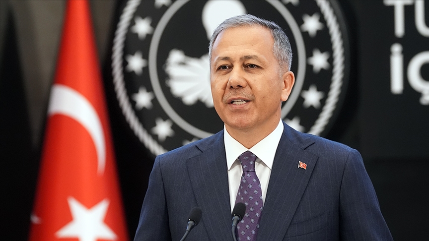 İçişleri Bakanı Ali Yerlikaya, FETÖ’ye yönelik 29 ilde düzenlenen “Kıskaç-20”