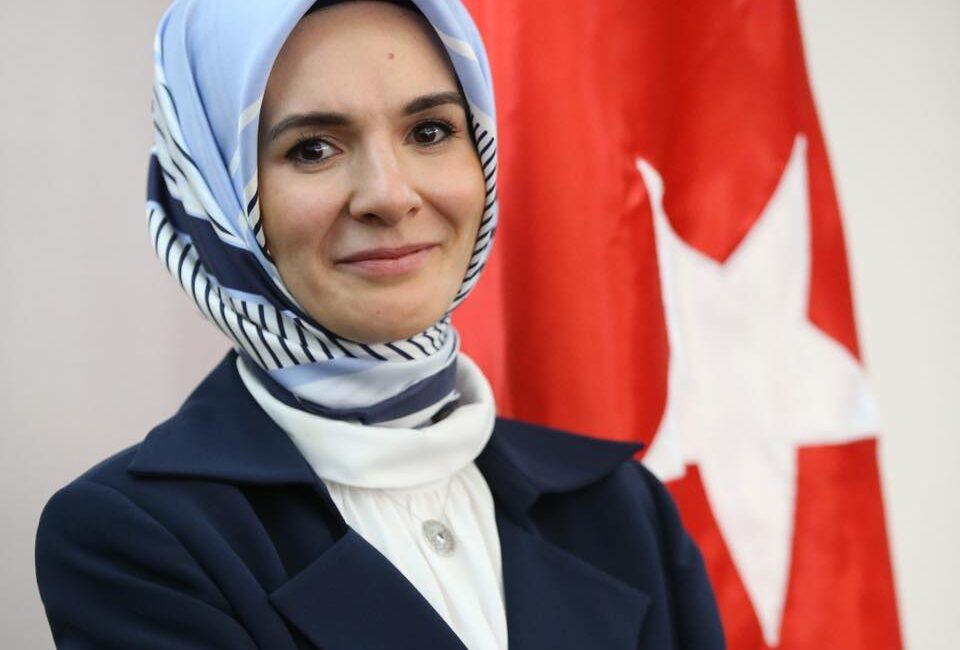 Aile ve Sosyal Hizmetler Bakanı Mahinur Özdemir Göktaş, çocukların sağlıklı