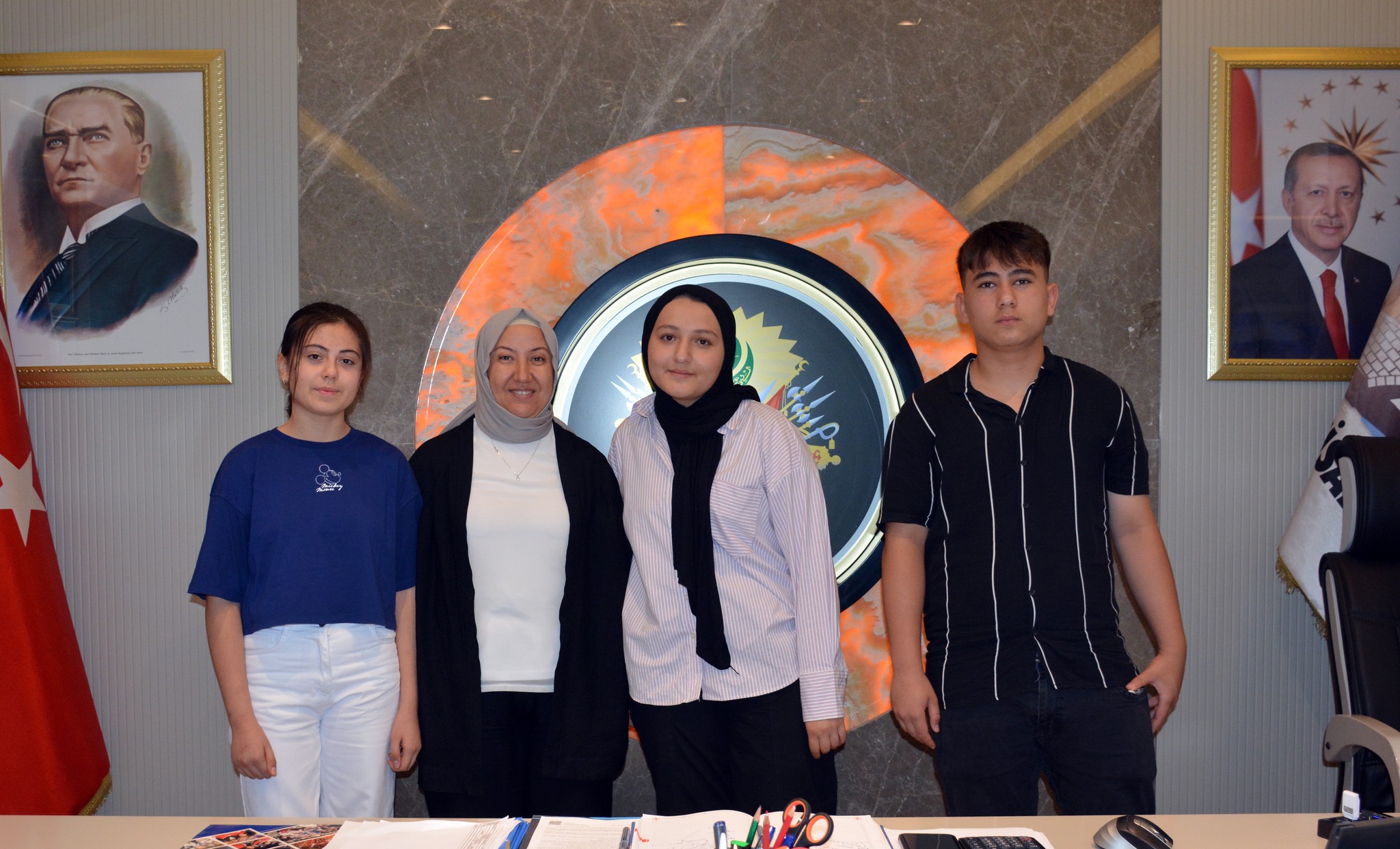 İscehisar Belediye Başkanı Seyhan Kılınçarslan, Liselere Giriş Sınavında (LGS) ilçe