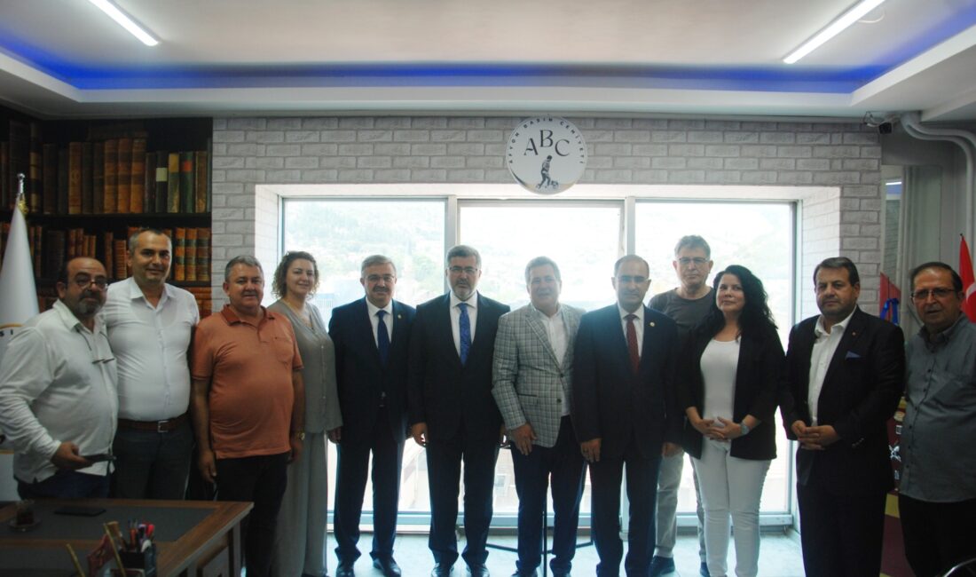 AK Parti Afyon Milletvekilleri Ali Özkaya, İbrahim Yurdunuseven ve Hasan
