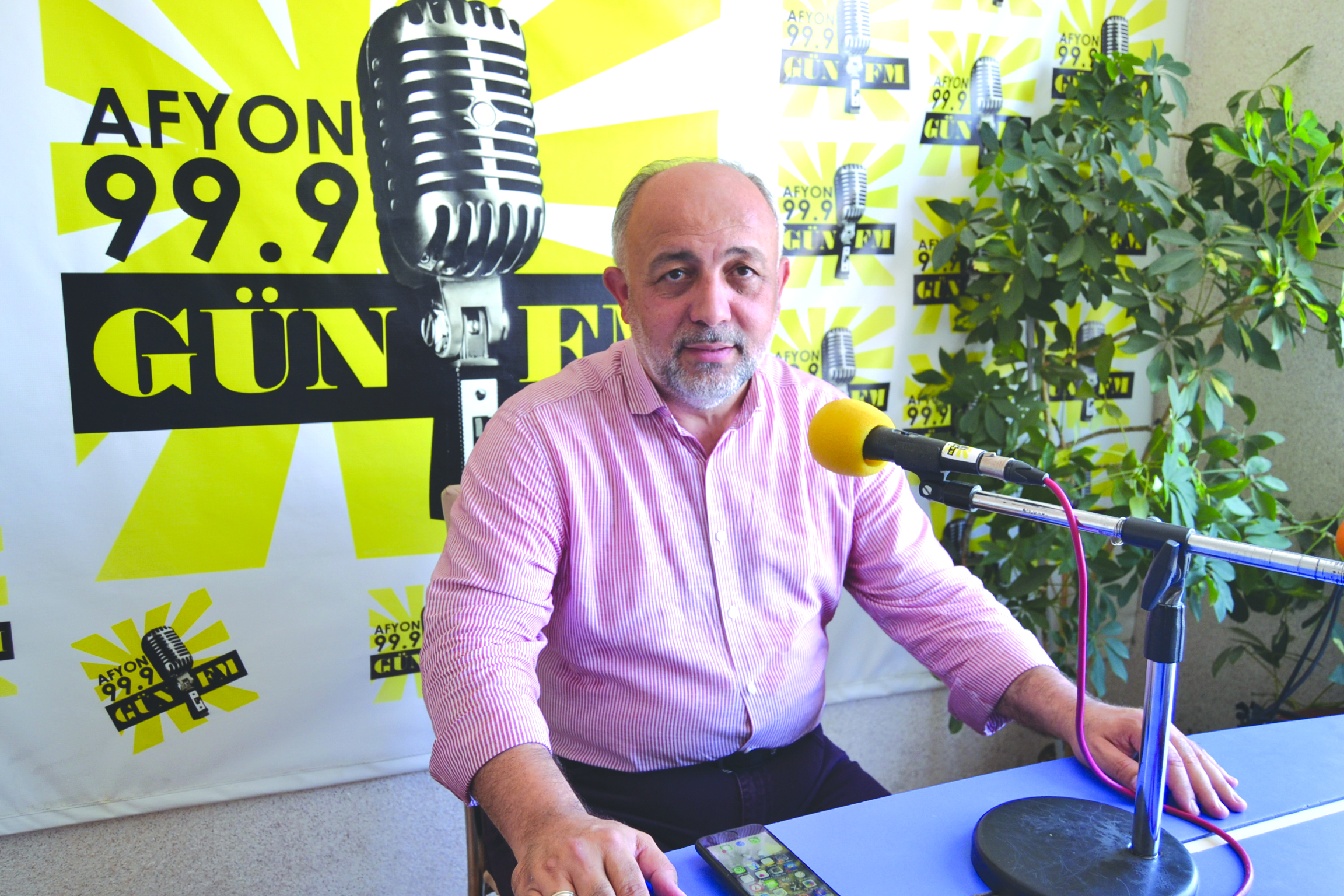 Gün FM’e konuk olan Afyonkarahisar Gençlik ve Spor İl Müdürü