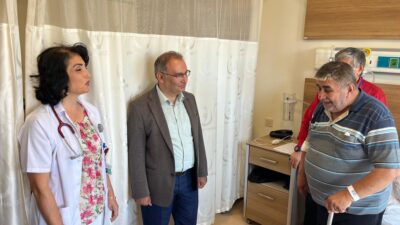 Eskişehir’de 36 yıldır yatmadan, oturduğu yerde uyuyan 67 yaşındaki Muzaffer