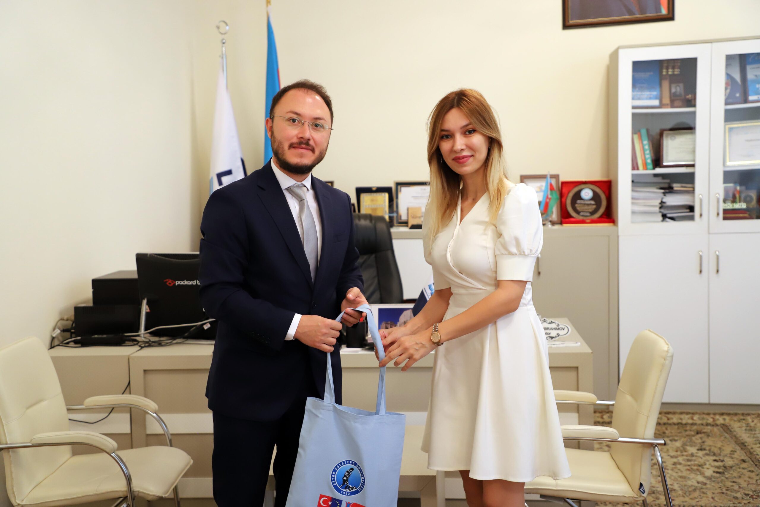 Afyon Kocatepe Üniversitesi (AKÜ) Rektörü Prof. Dr. Mehmet Karakaş ve