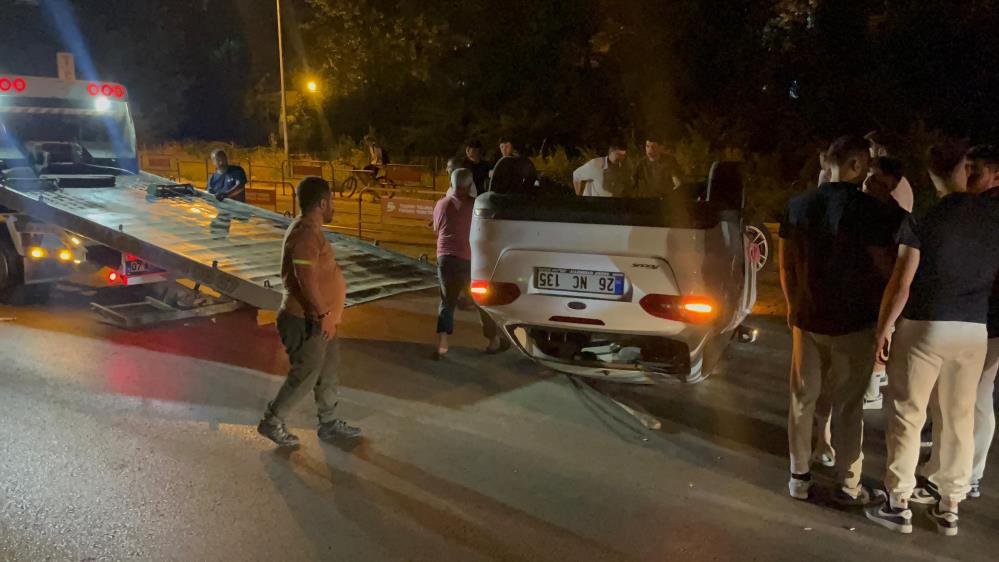 Eskişehir’de motosikletliye çarpmamak için manevra yapıp takla atan otomobilin sürücüsü,