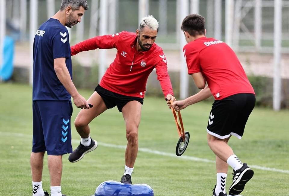Sivasspor, Trendyol Süper Lig 2024-25 sezonu öncesi kamp çalışmalarını bugün